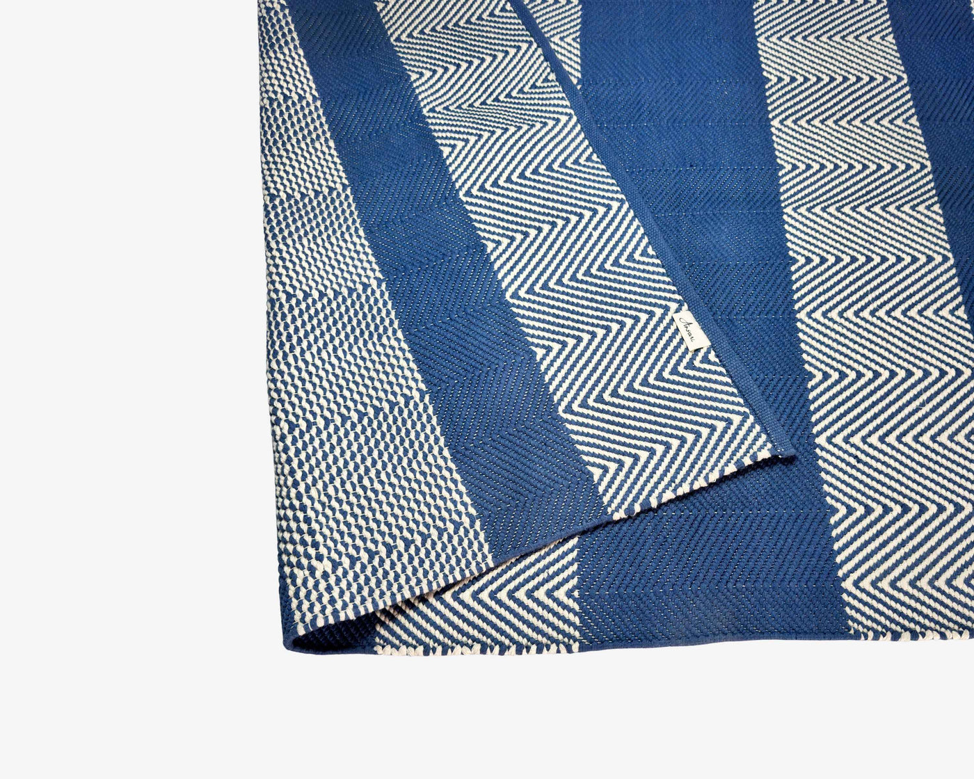 Hand Woven Rugs - Blue & Natural Accent for Stylish Home Décor