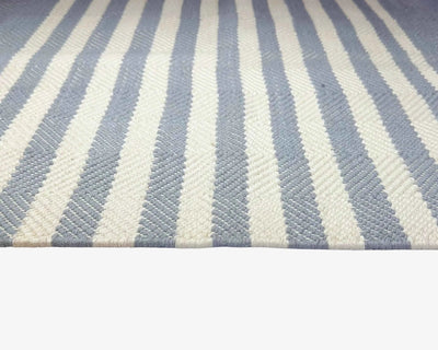 Hand Woven Gray and Natural Rugs - Stylish Home Décor Solution